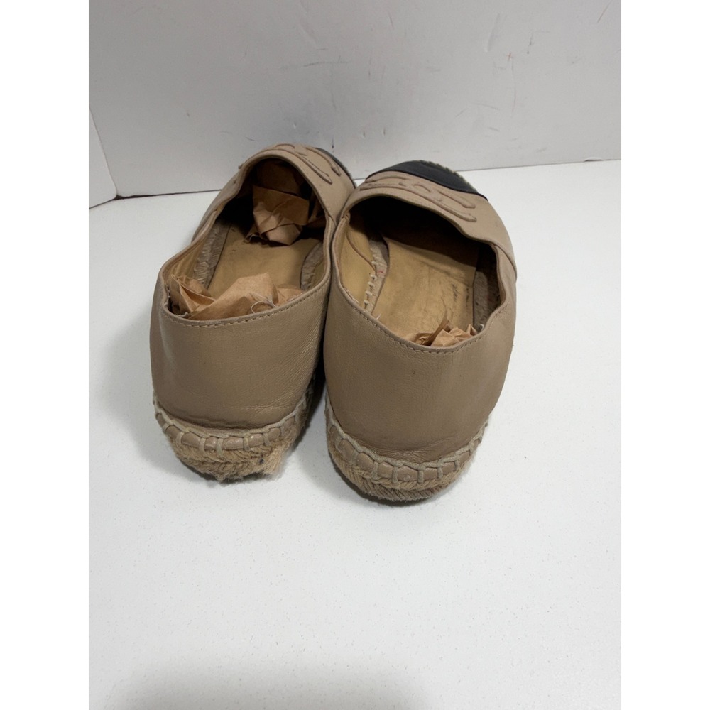 Chanel Lambskin Leather CC Logo Espadrille Flats 38/8 Beige Black Cap Toe SlipOn - Picture 5 of 12